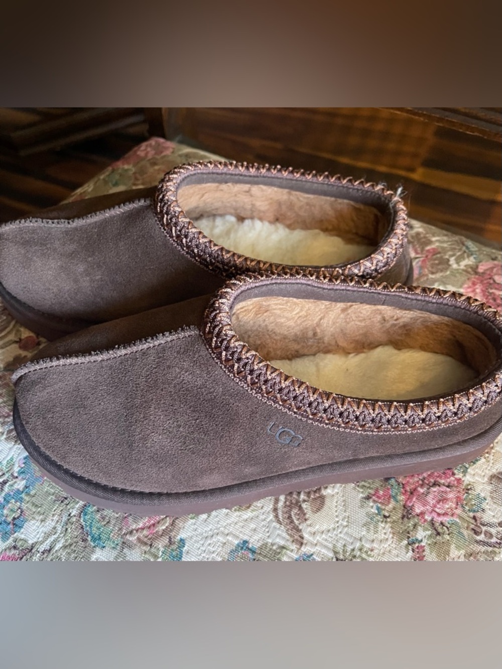 UGG Brown Suede Shearling Slip-On Slippers size 8